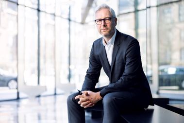 D-mærkets direktør Mikael Jensen  deltagere i Digital Arctic hos inu:it